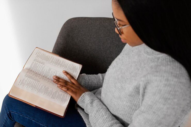 woman reading the Bible